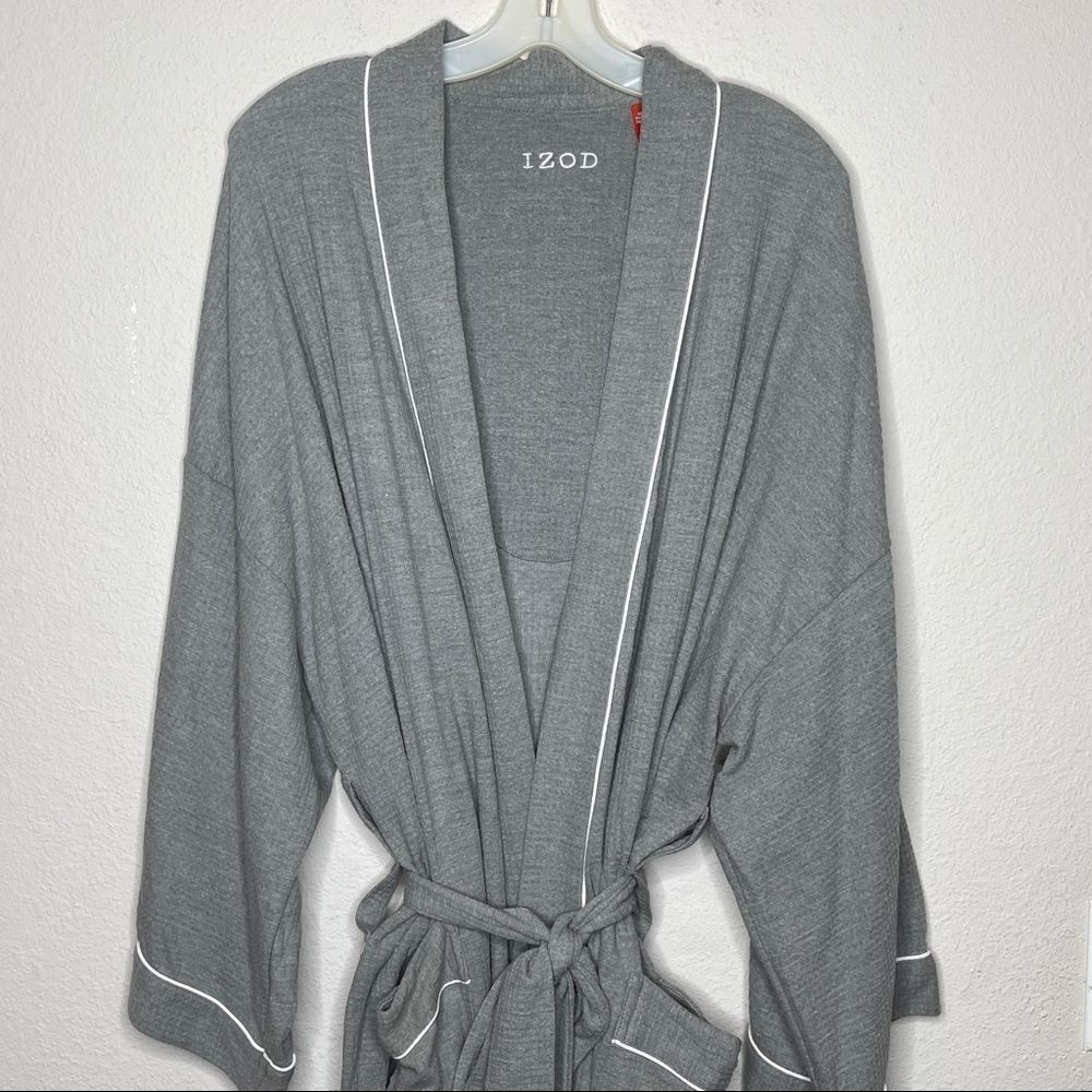 Vintage Izod Robe - Picture 5 of 7